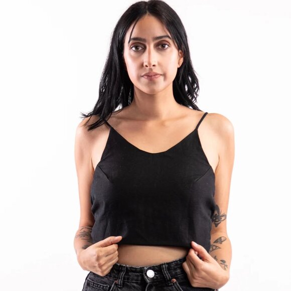 NWT Undercover Hippie Knot to Brag Linen Top - Picture 1 of 3